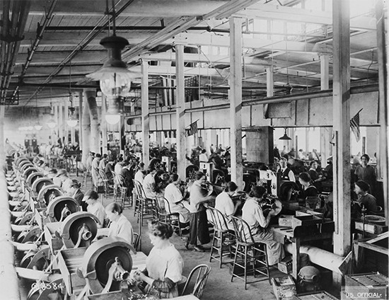 Photo: Women making Browning machine guns—general view of polishing shop, Winchester Repeating Arms Co., New Haven, Conn. Ca. 1917-1918; U.S. Army Signal Corps photo